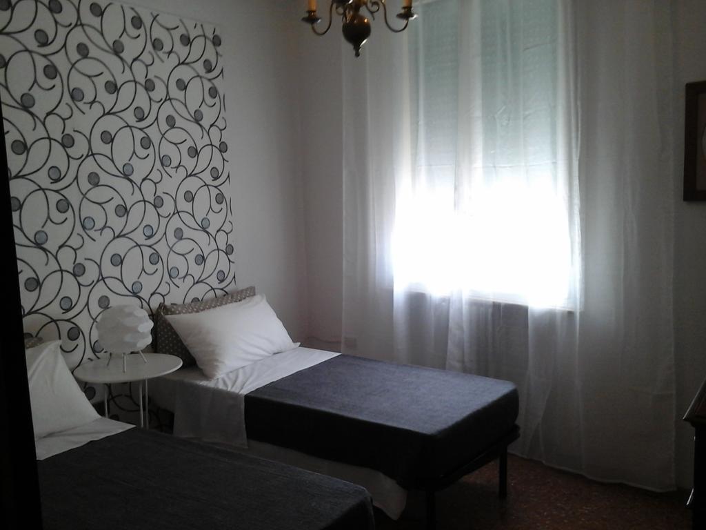 L.T. Schneider B&B Bologna Exteriör bild