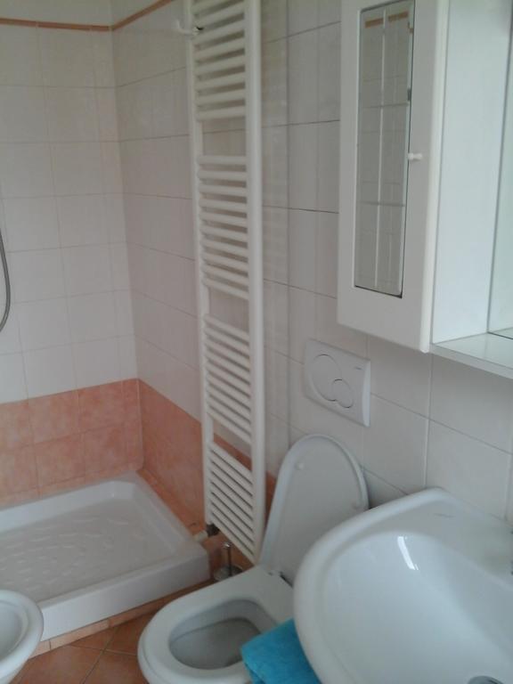 L.T. Schneider B&B Bologna Rum bild