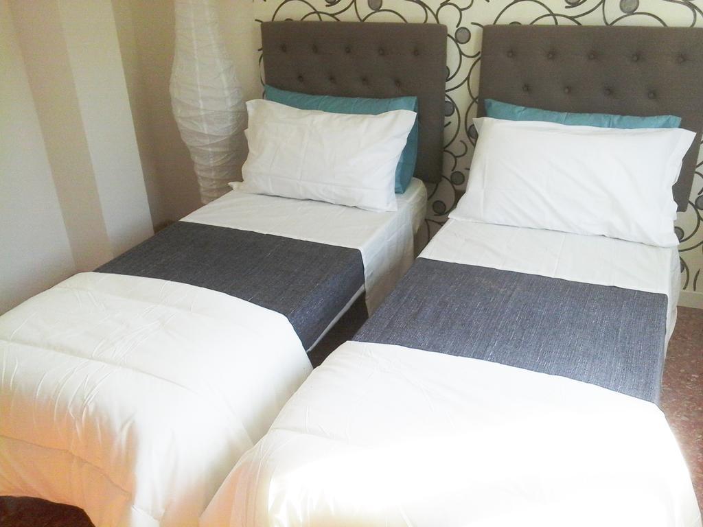 L.T. Schneider B&B Bologna Rum bild