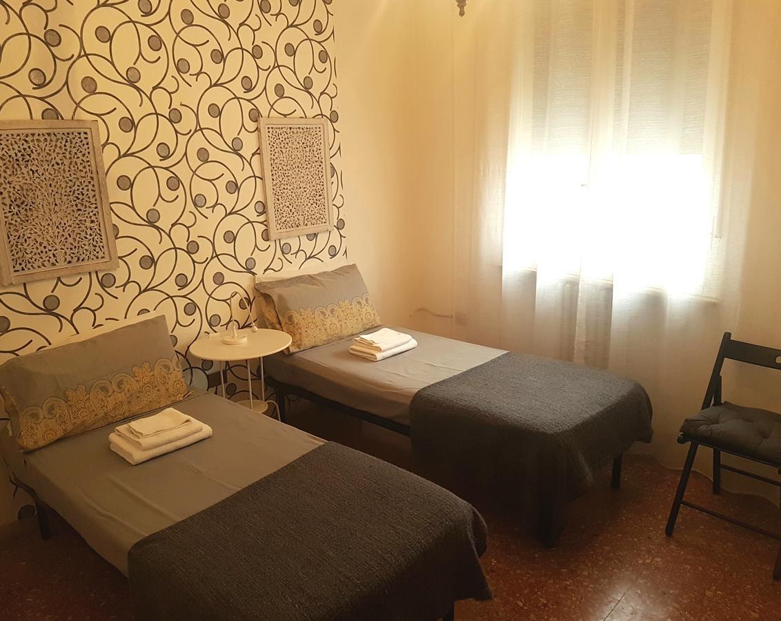 L.T. Schneider B&B Bologna Exteriör bild