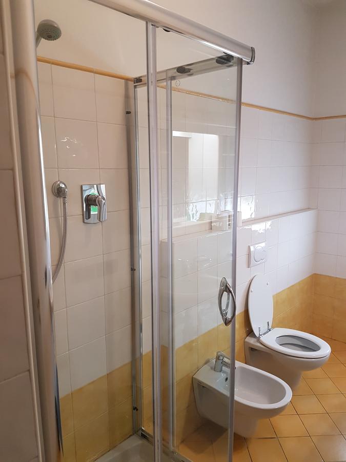 L.T. Schneider B&B Bologna Exteriör bild